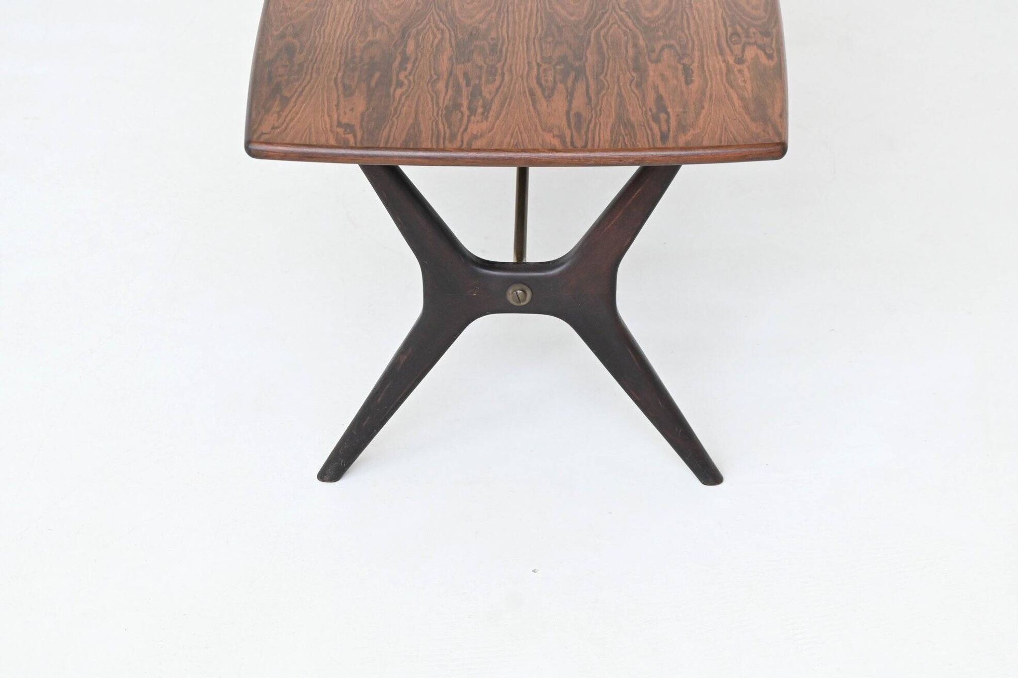 Table basse sculpturale Karl Ekselius en palissandre JOC Suède 1960