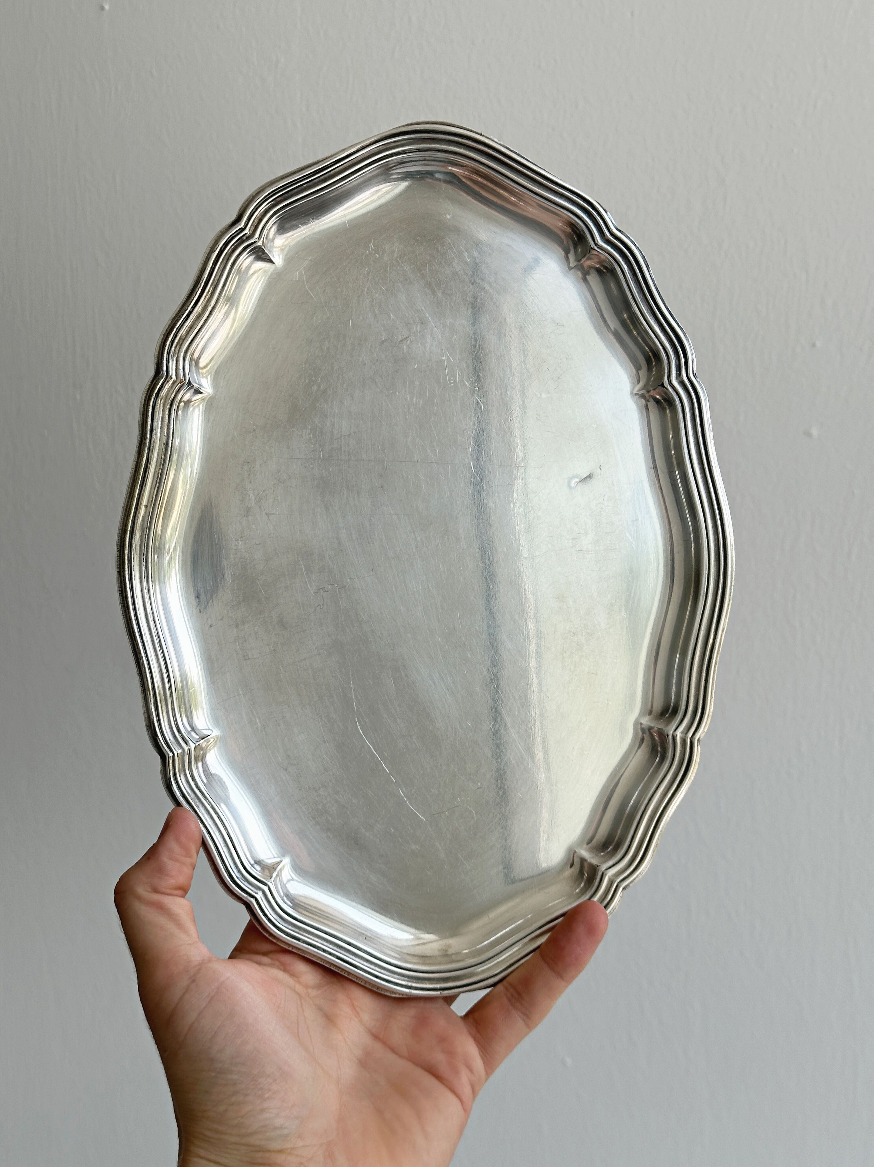 Oval plateau