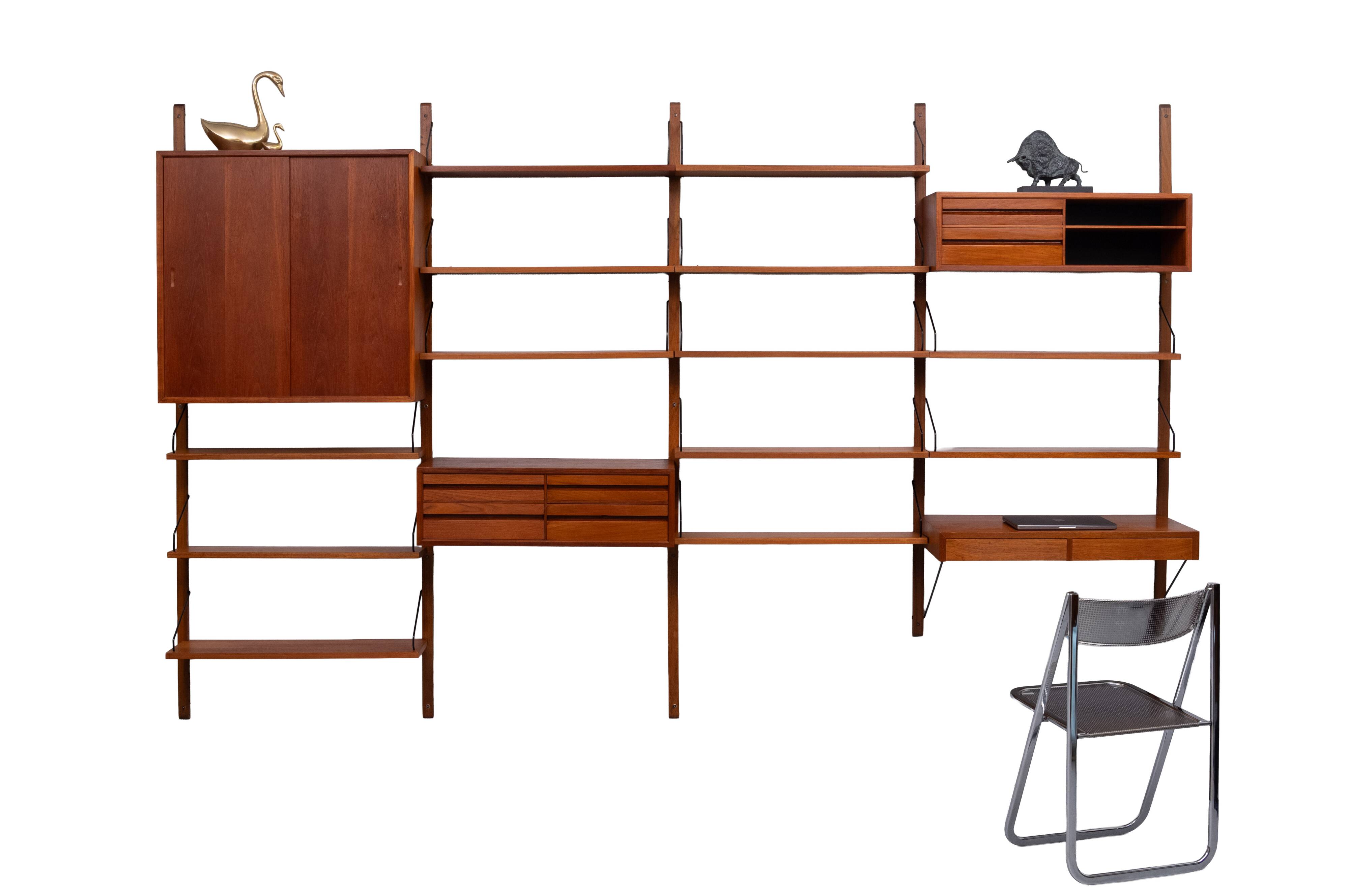 Système mural Royal Teak Poul Cadovius vintage des années 1960 avec 4 armoires