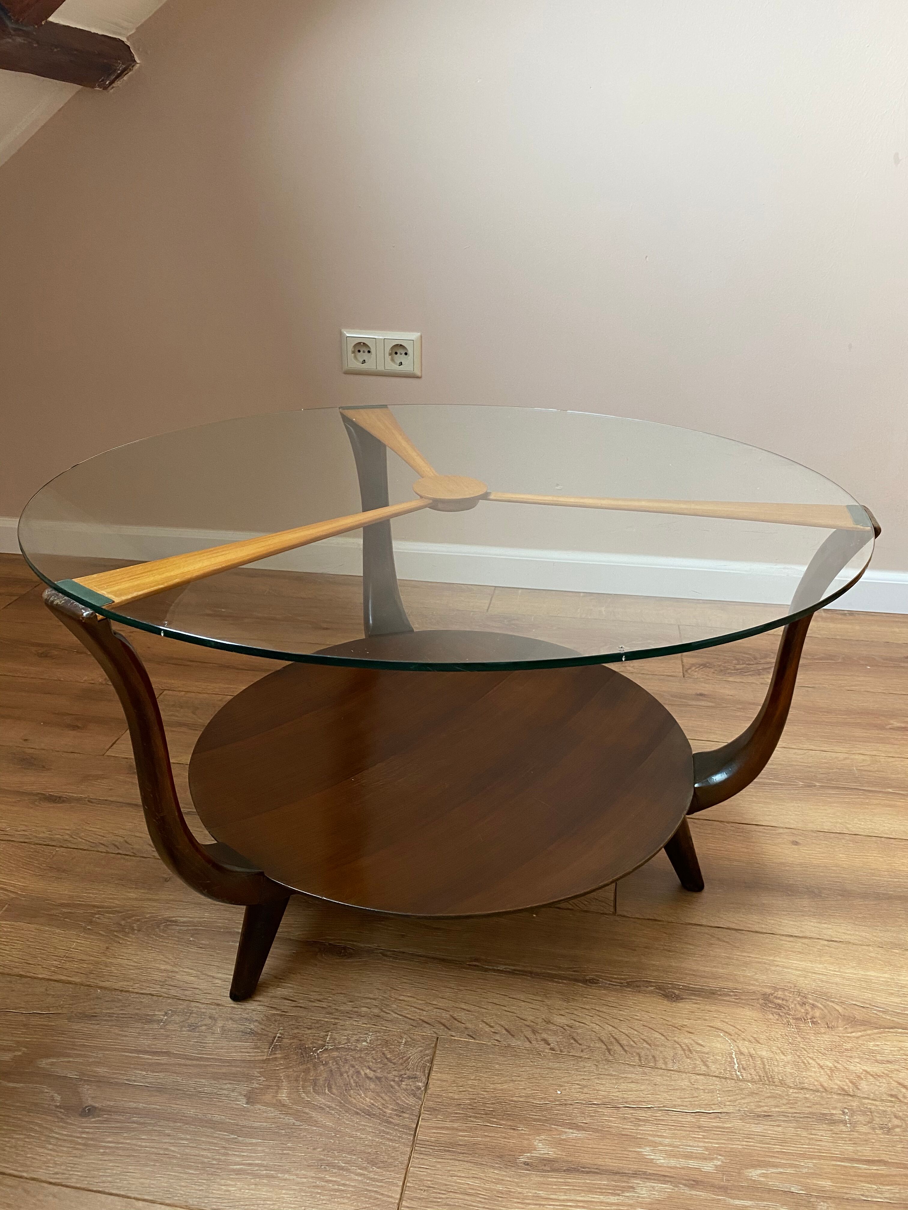 Table basse italienne en bois rond et verre, années 1950