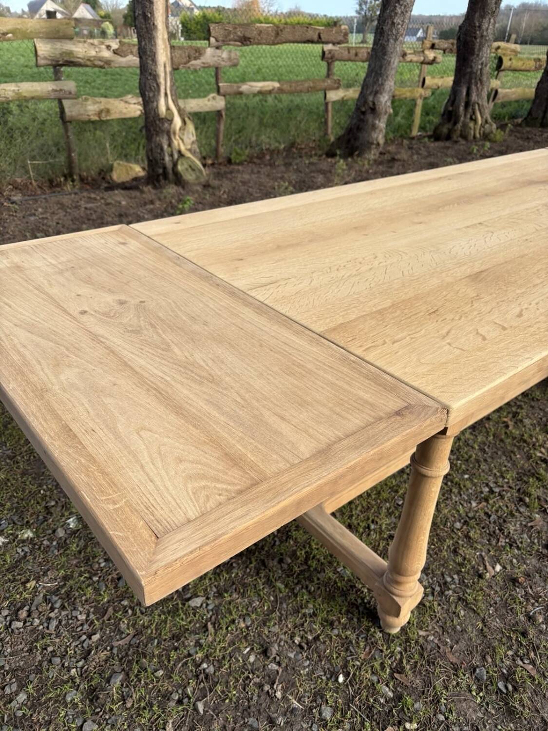 Beautiful solid oak farmhouse table