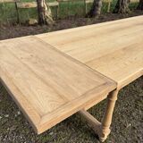 Beautiful solid oak farmhouse table