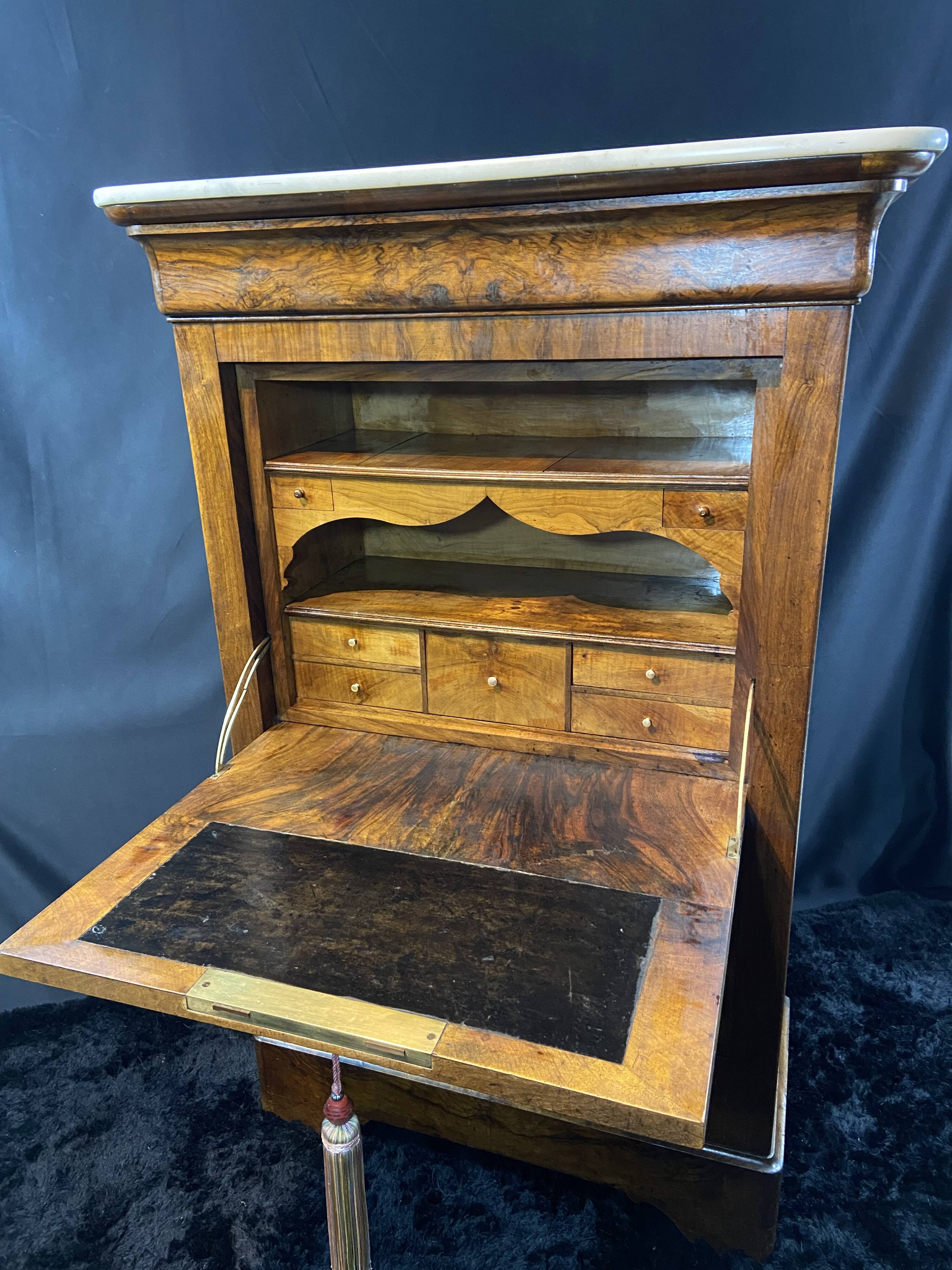 Secrétaire XIXe en noyer d'époque Louis-Philippe