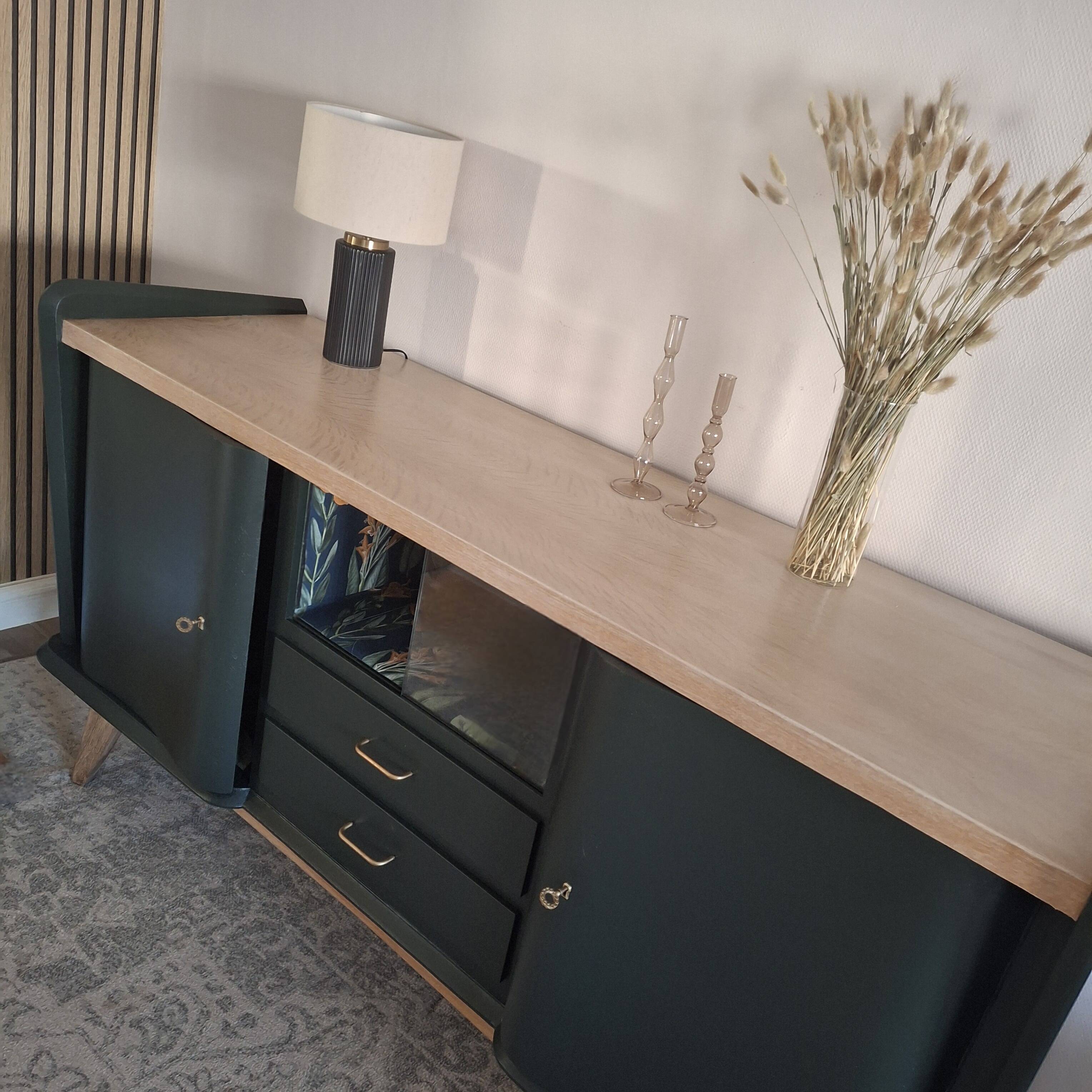 Vintage 60s sideboard