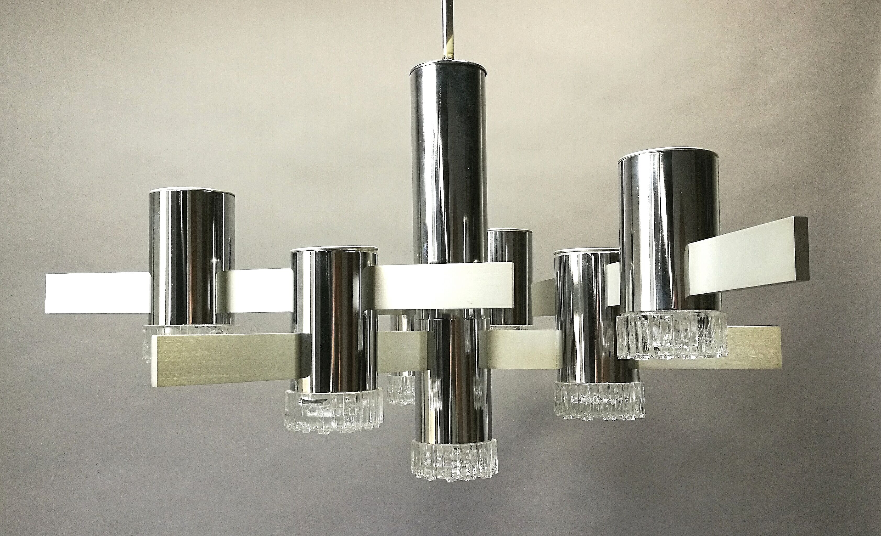 Chandelier of the Maison Sciolari from the 70