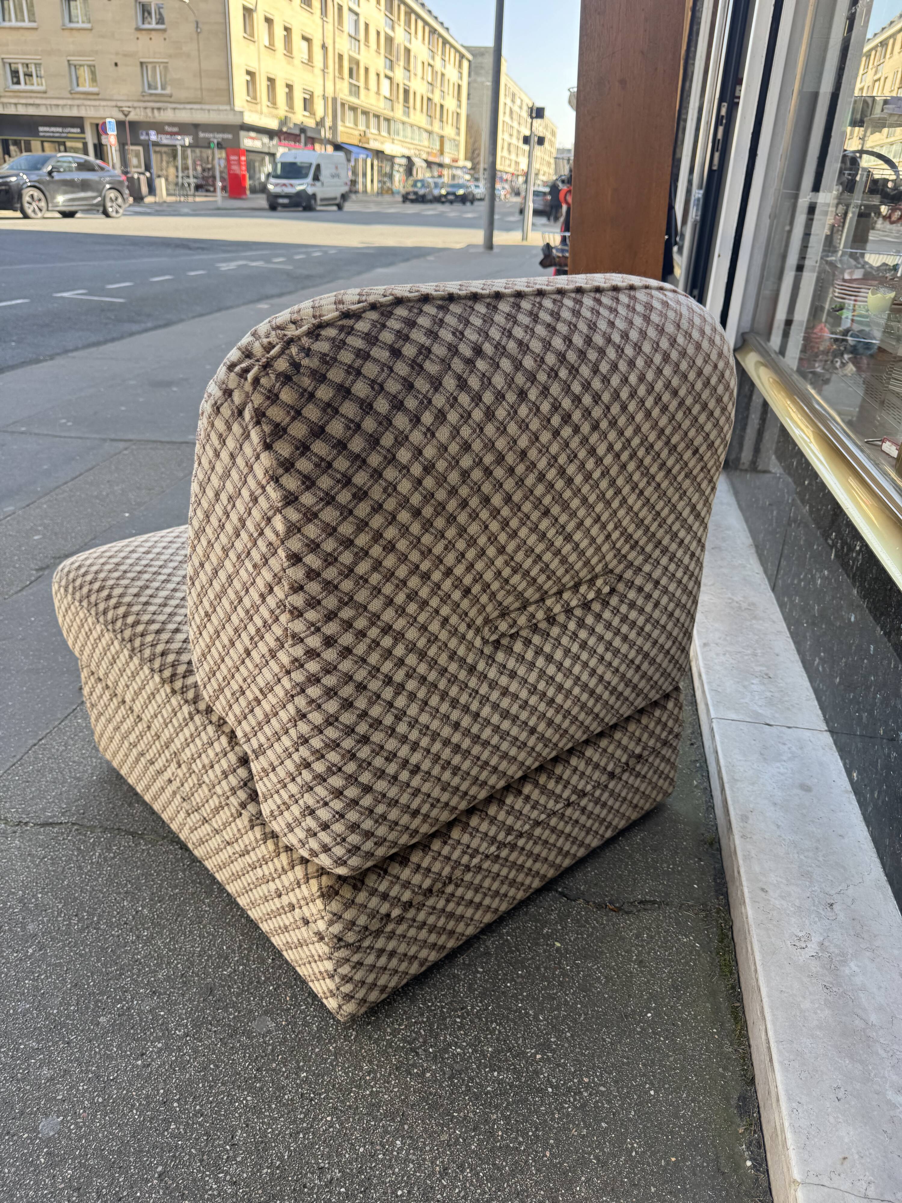 Vintage 70s geometric patterned armchair