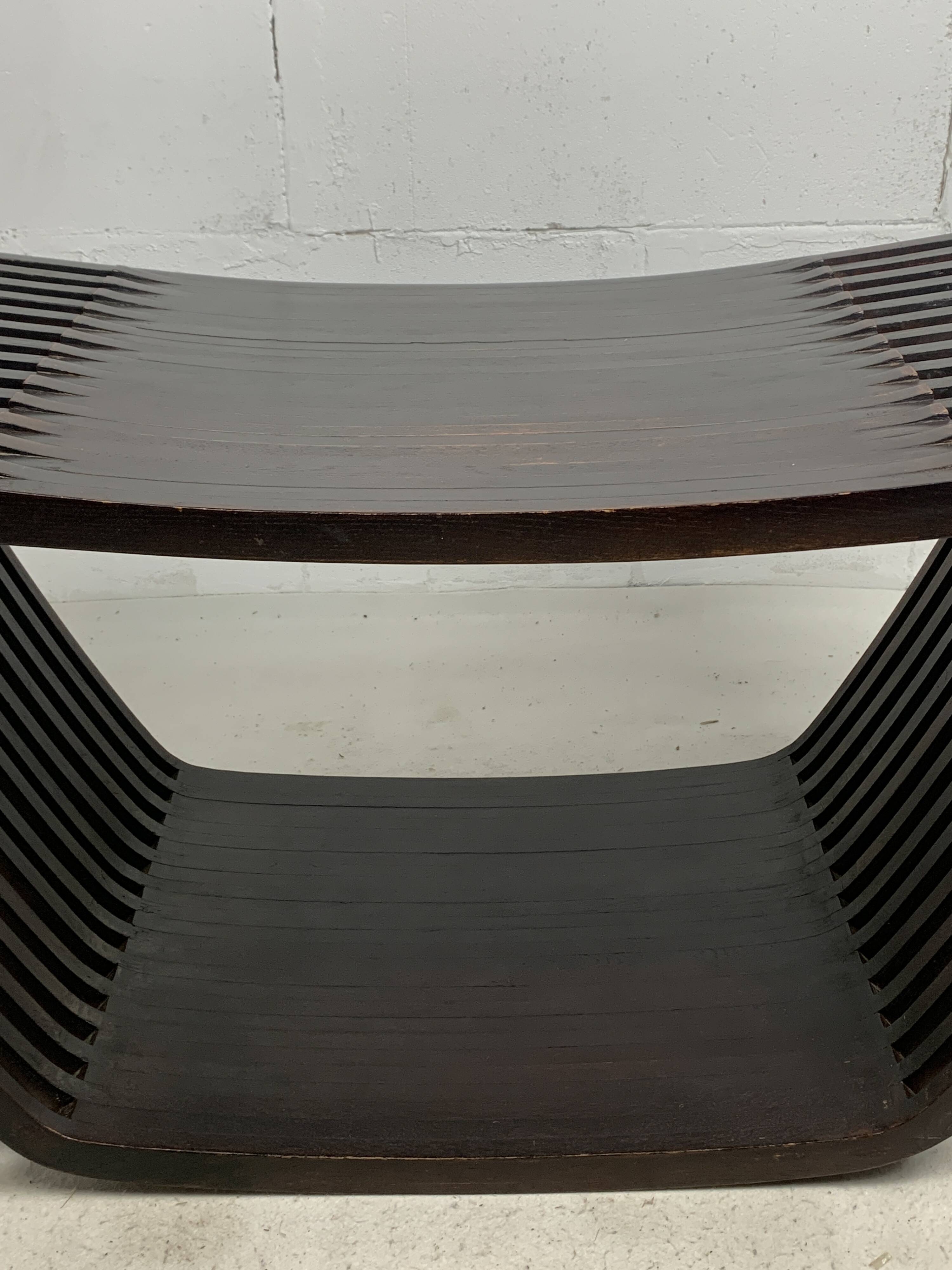 Post modern Dutch slatted wooden wavy curvy bench or  coffee table, 1970s