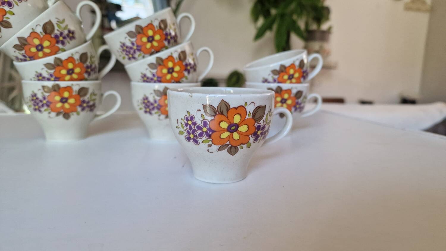 Lot of 10 vintage porcelain cups from Winterling Bavaria with orange flowers from the 70s.