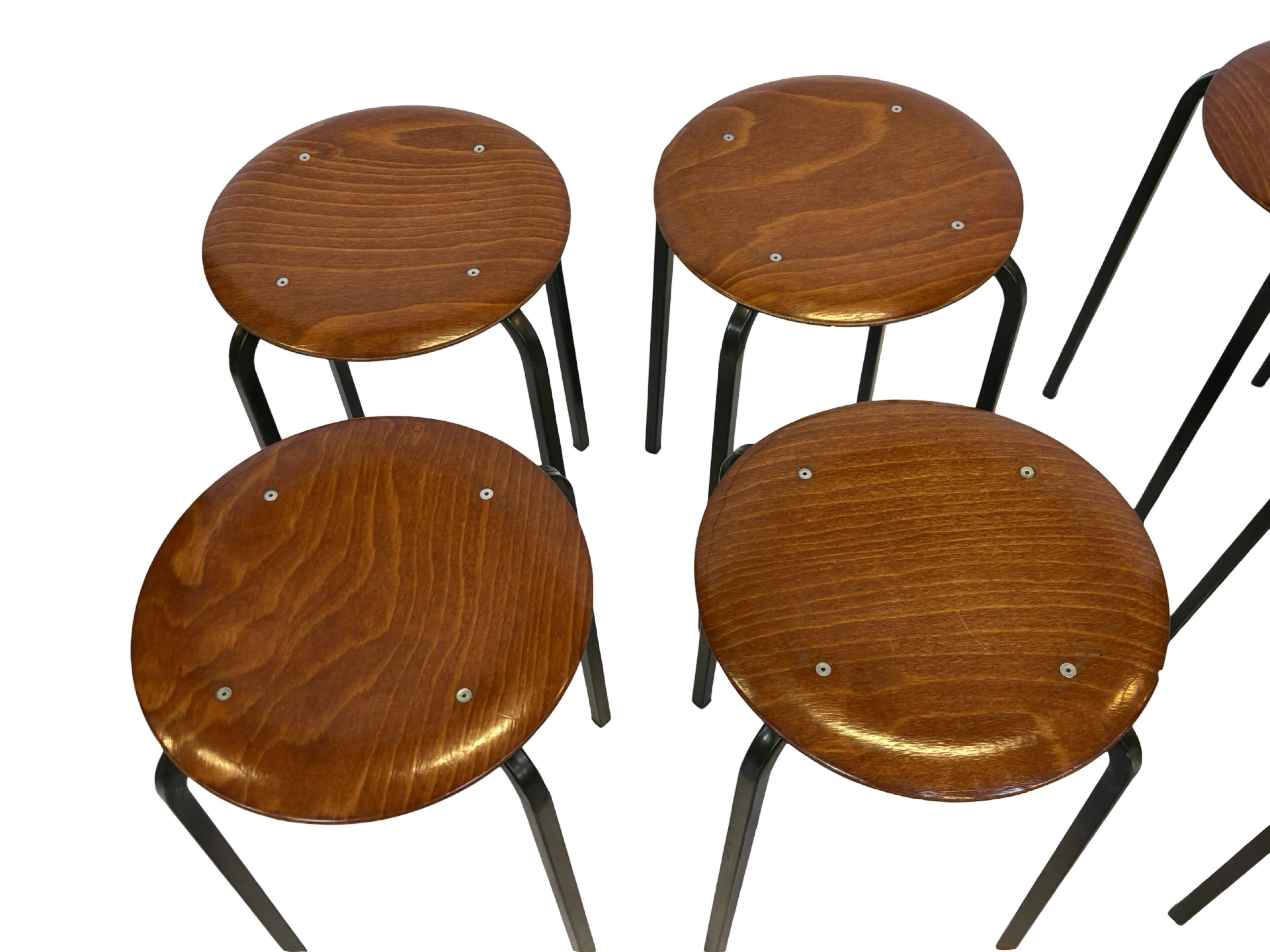 Set of 4 Vintage stools - work stool - Eromes Marko - 60s minimalist design