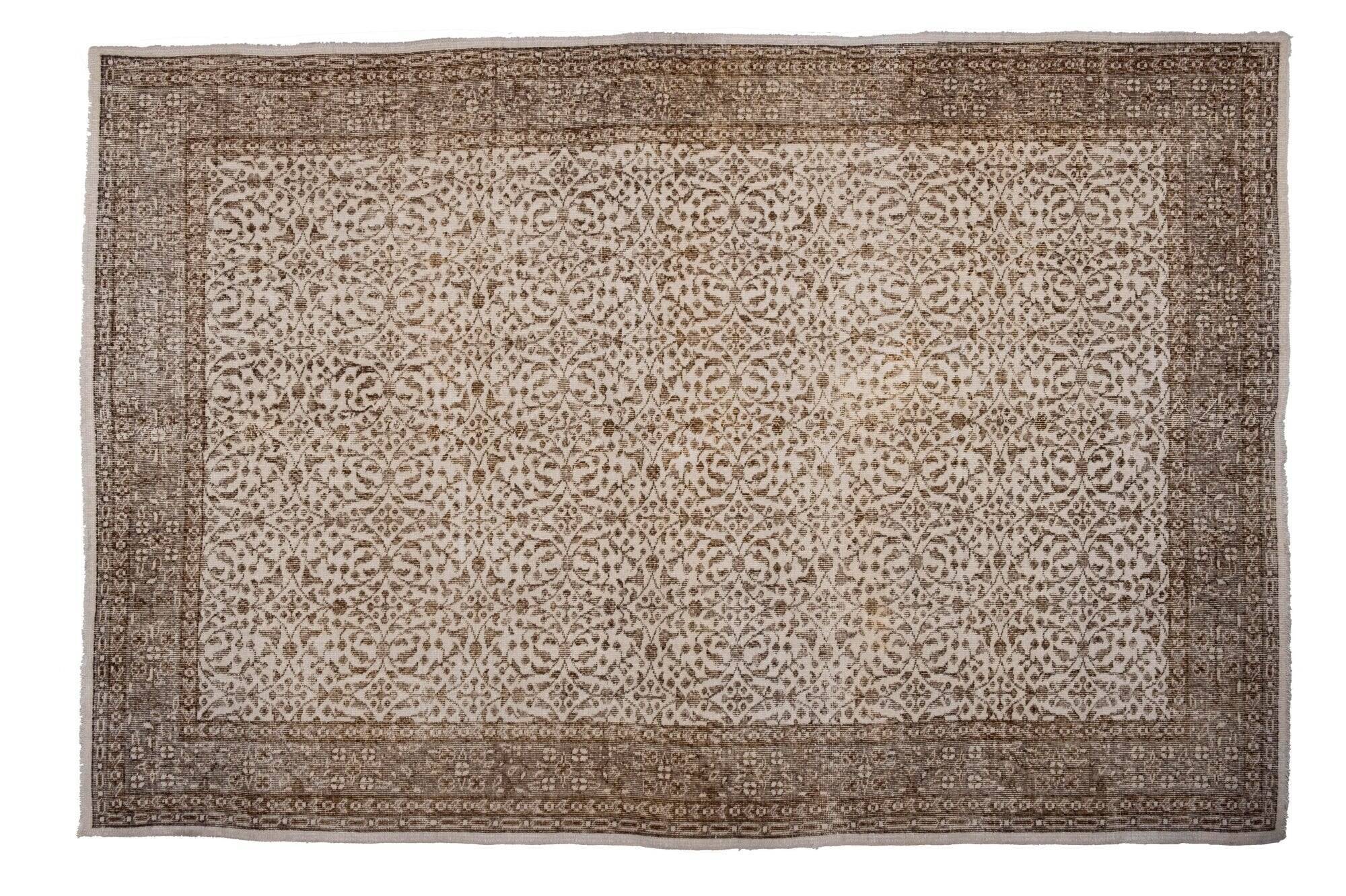 Vintage Turkish Oushak rug 205x304 cm