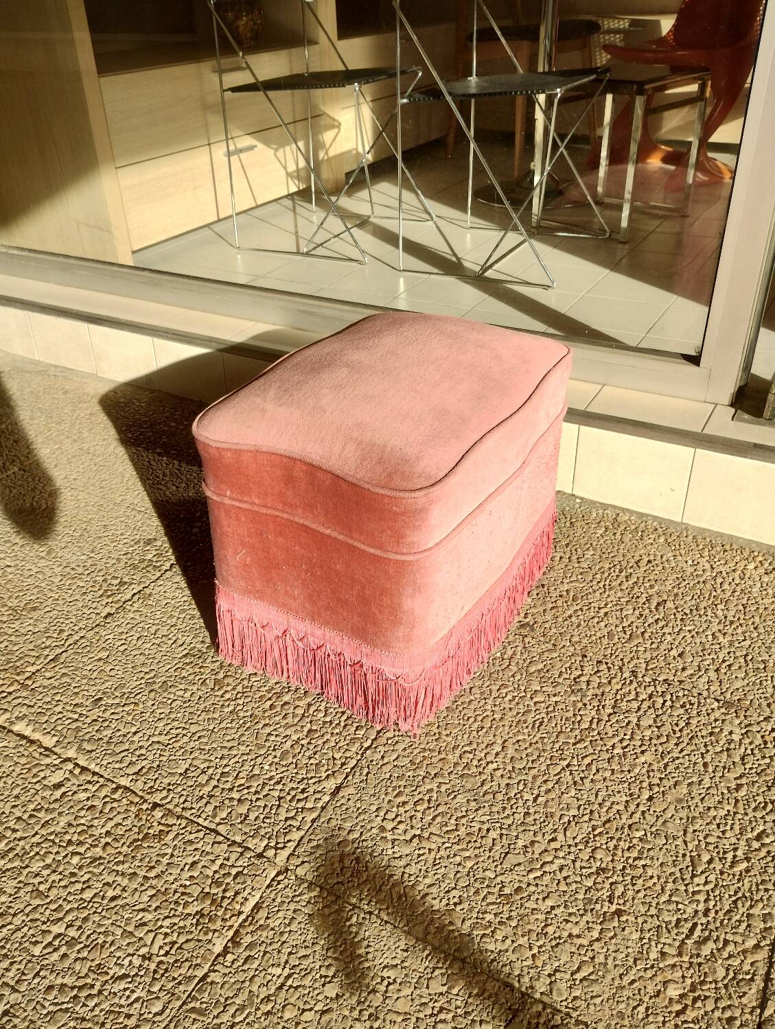 Pink velvet toad pouf