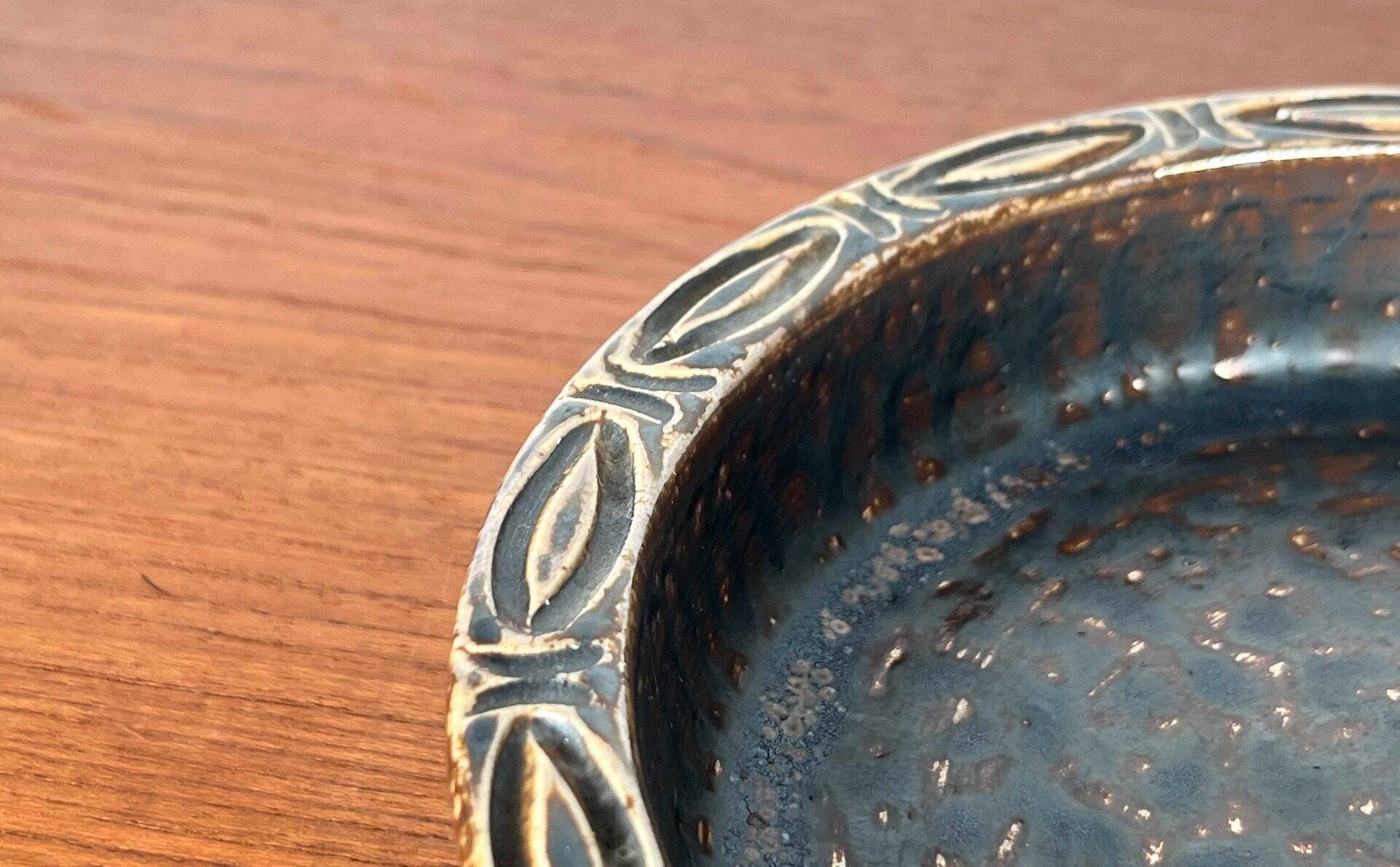Danish pottery bowl in mid-century Lovemose style, 1960s.