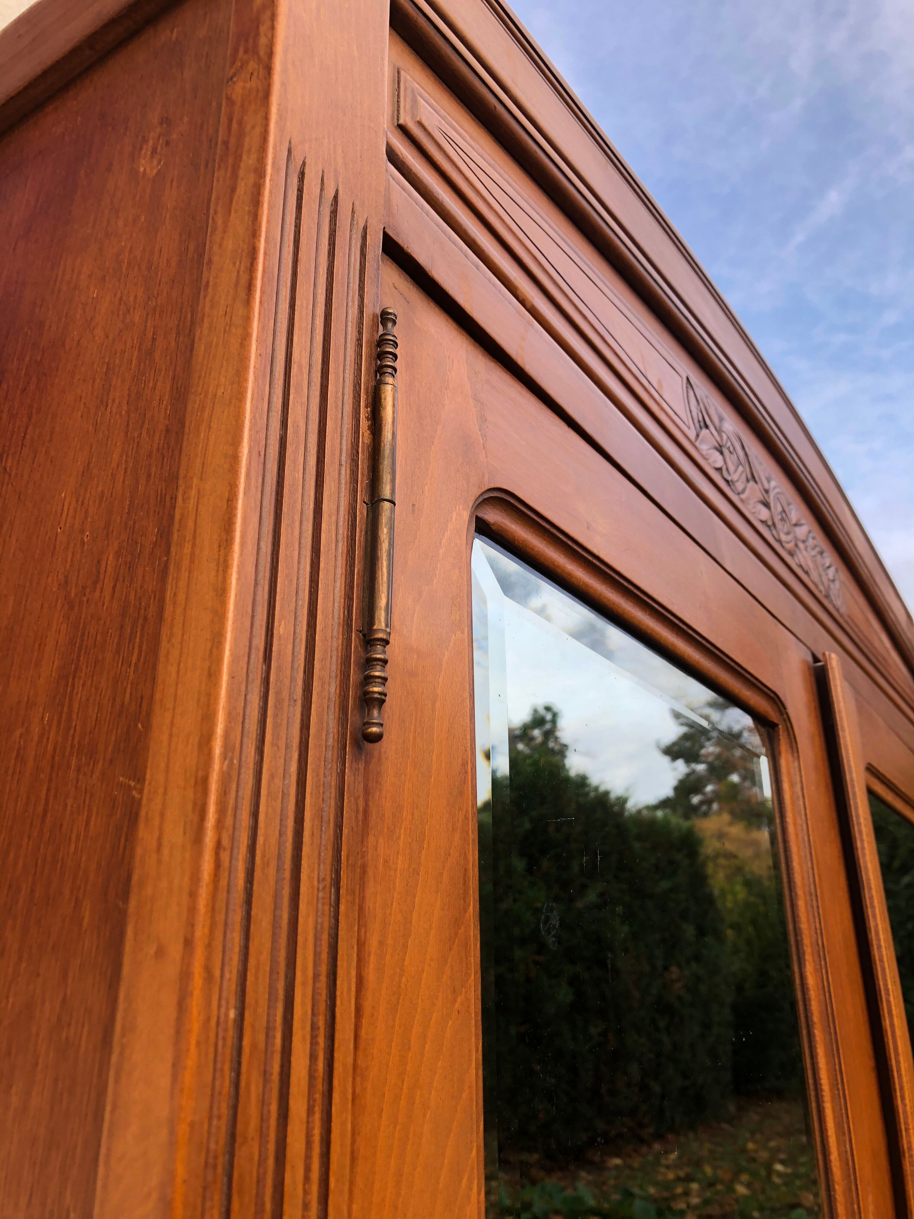 Parisian hotel wardrobe