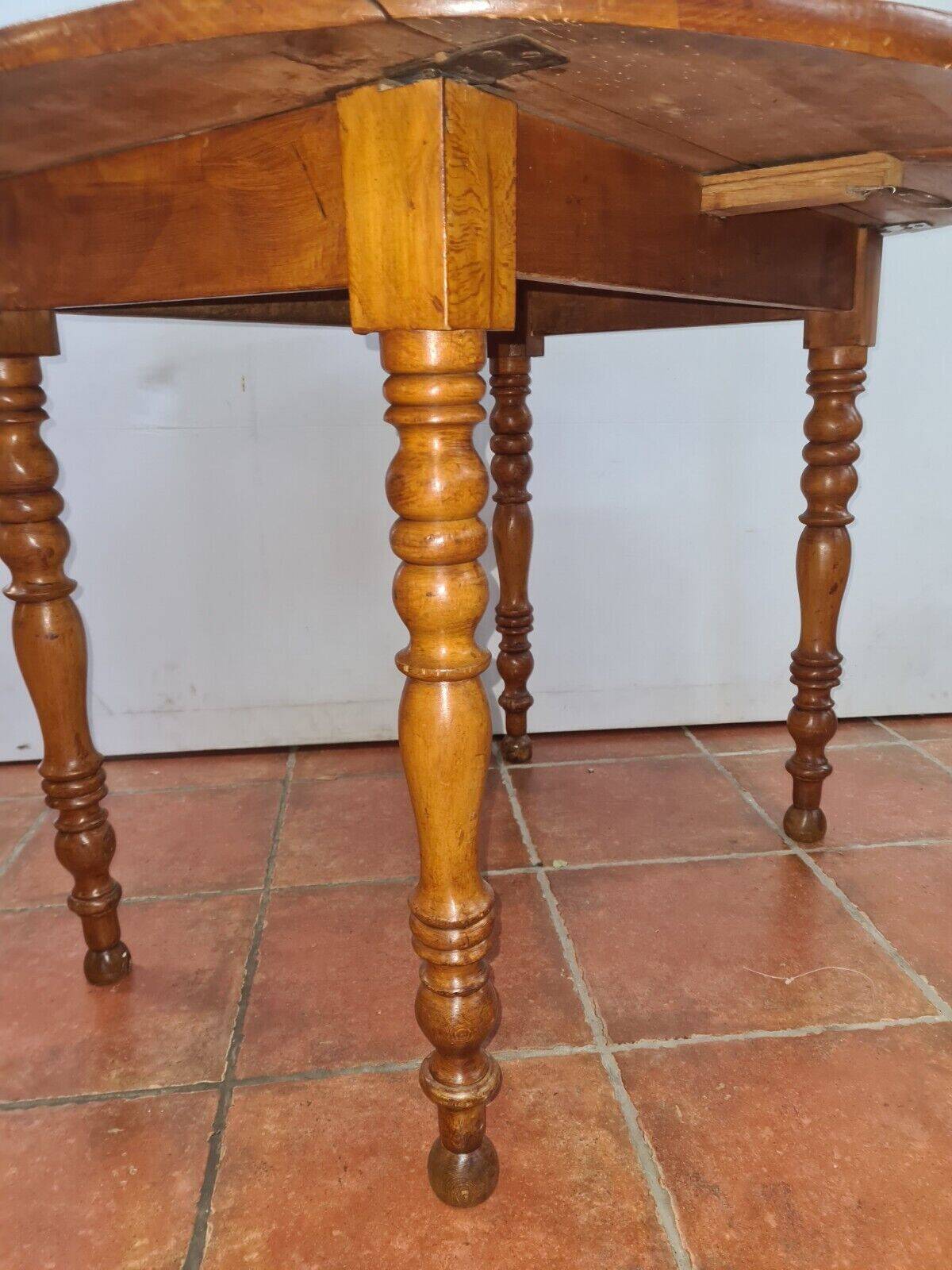 round table 4 feet in cherry wood