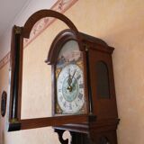 Pendule mouvement horloge hollandaise dite chaise époque 18eme