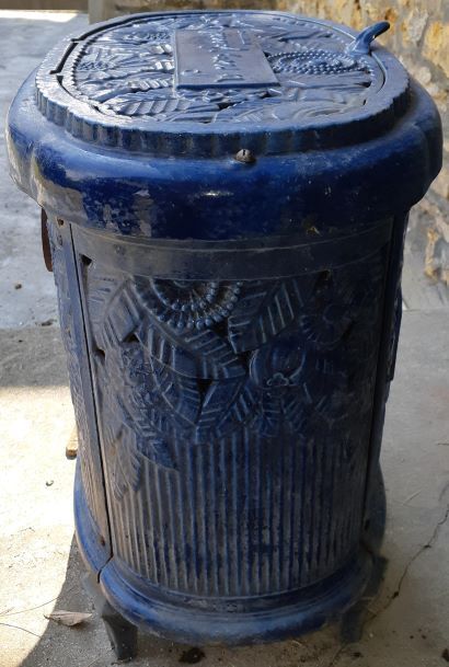 Poele deville " the not the same "