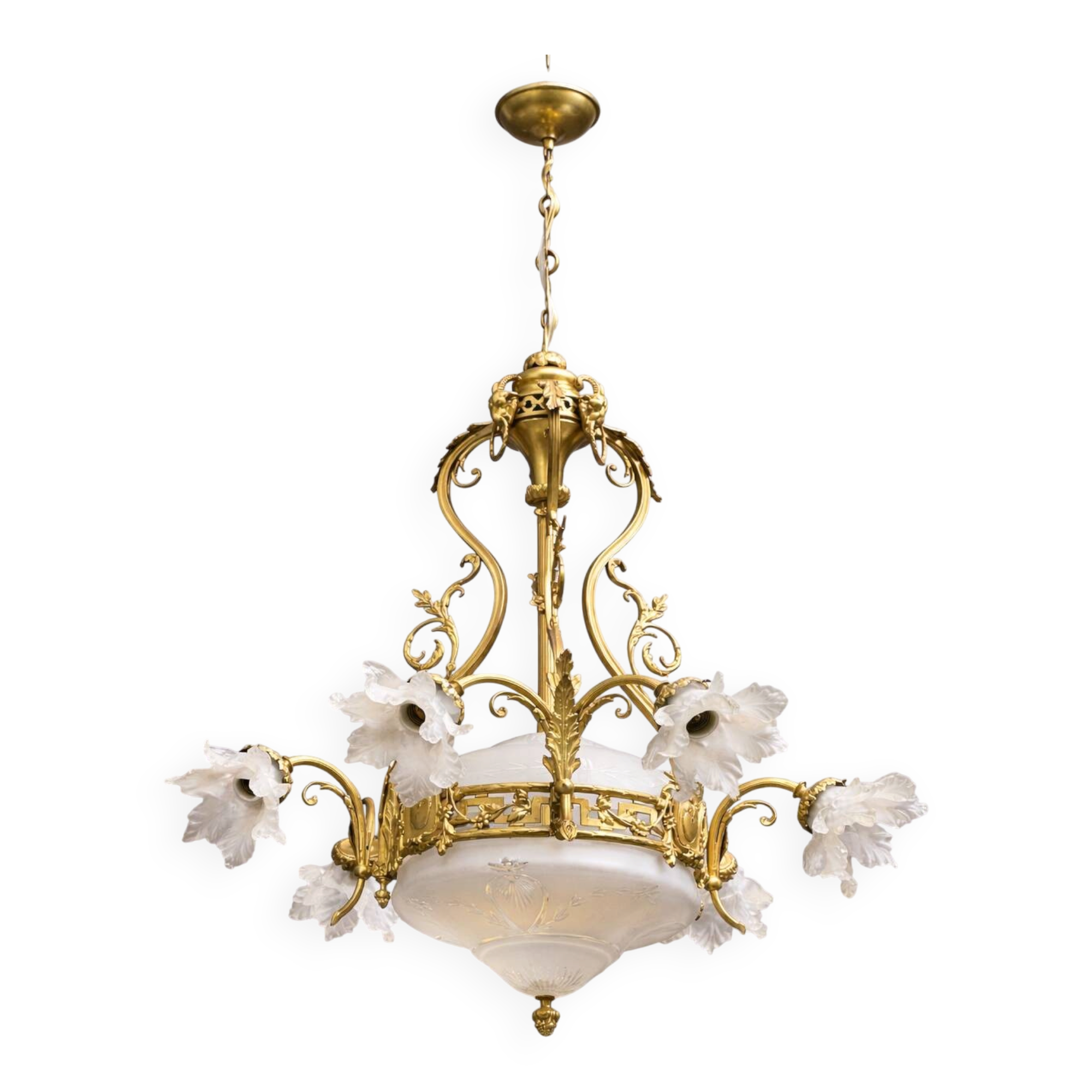 Chandelier with ram's heads. Louis XVI. Gilded bronze. Crystal.