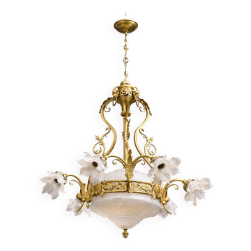 Chandelier with ram's heads. Louis XVI. Gilded bronze. Crystal.
