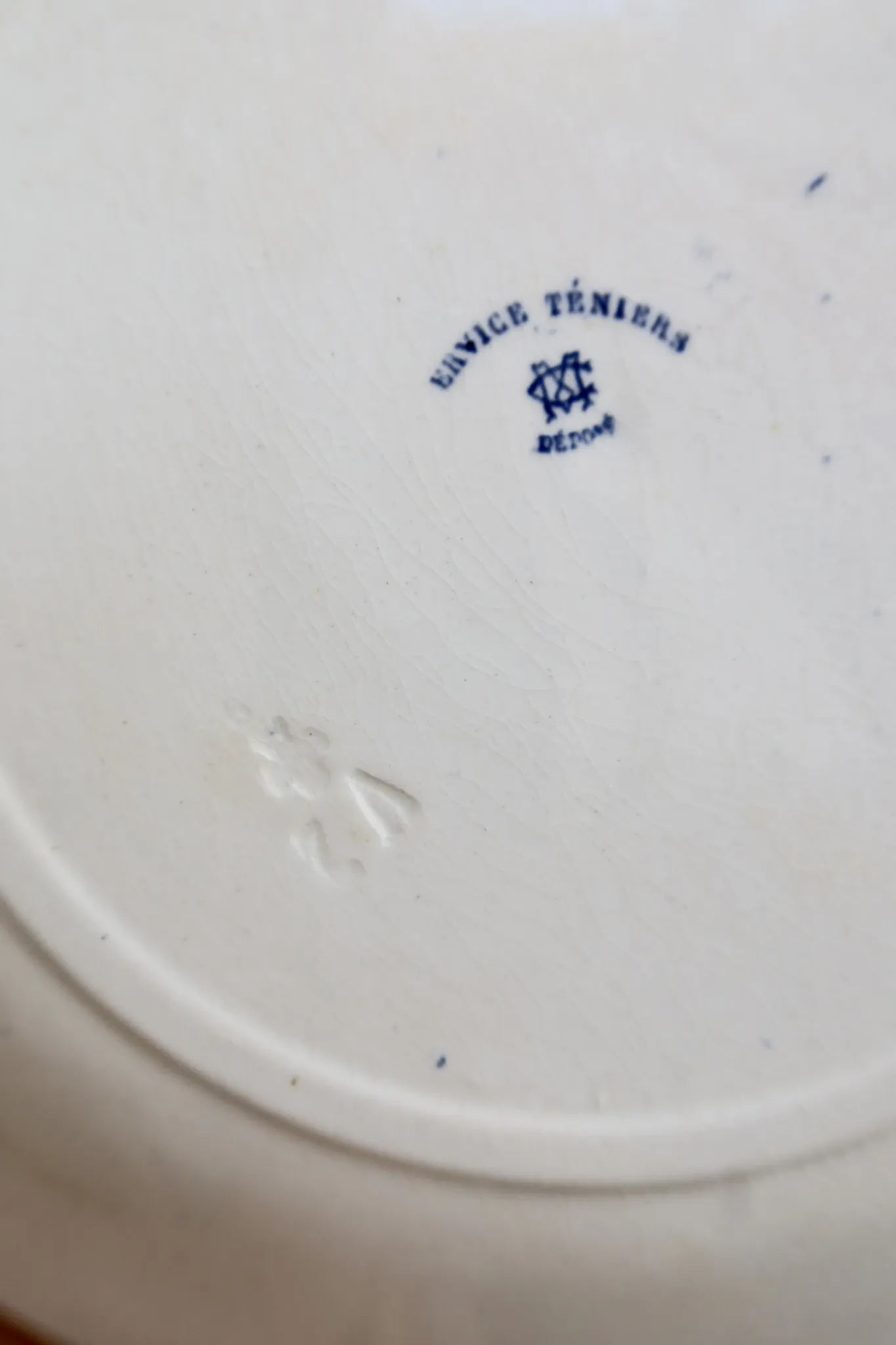Antique flat plate Creil and Montereau Téniers service - Ironstone