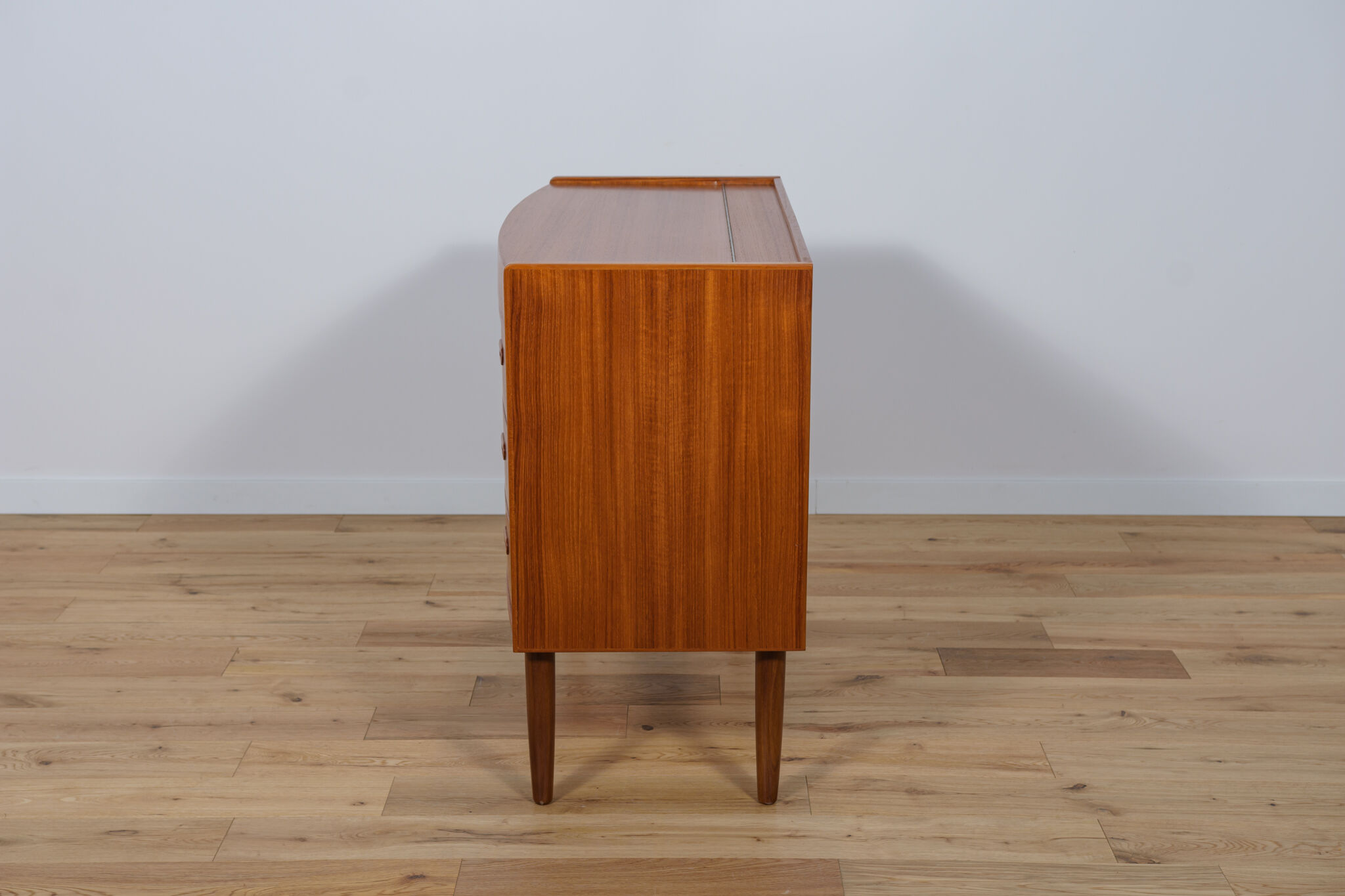 Coiffeuse danoise en teck du milieu du siècle, années 1960