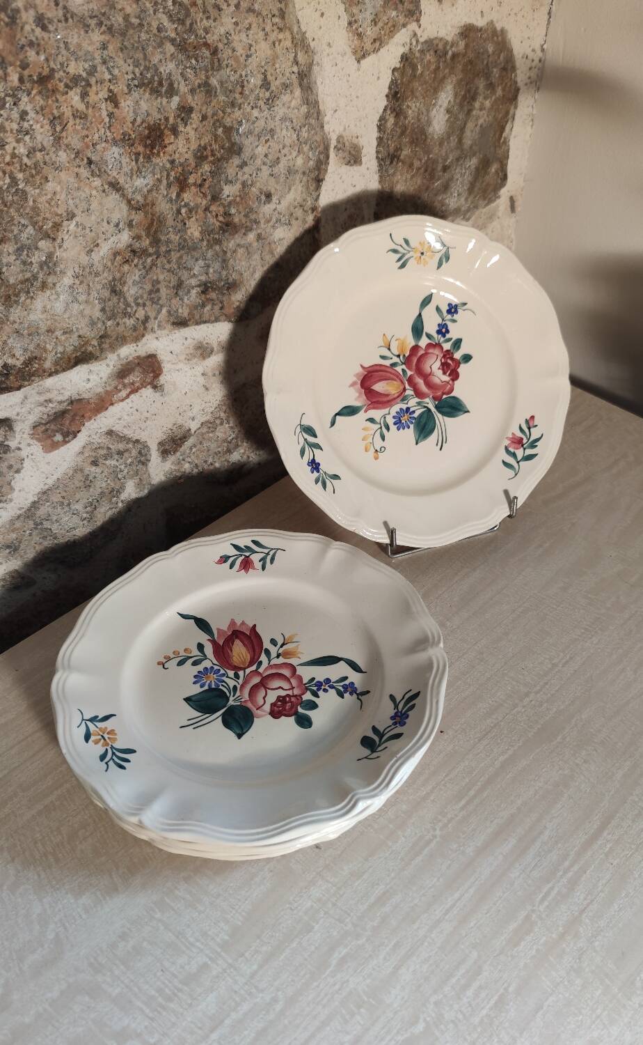 Sargumenie plates dish