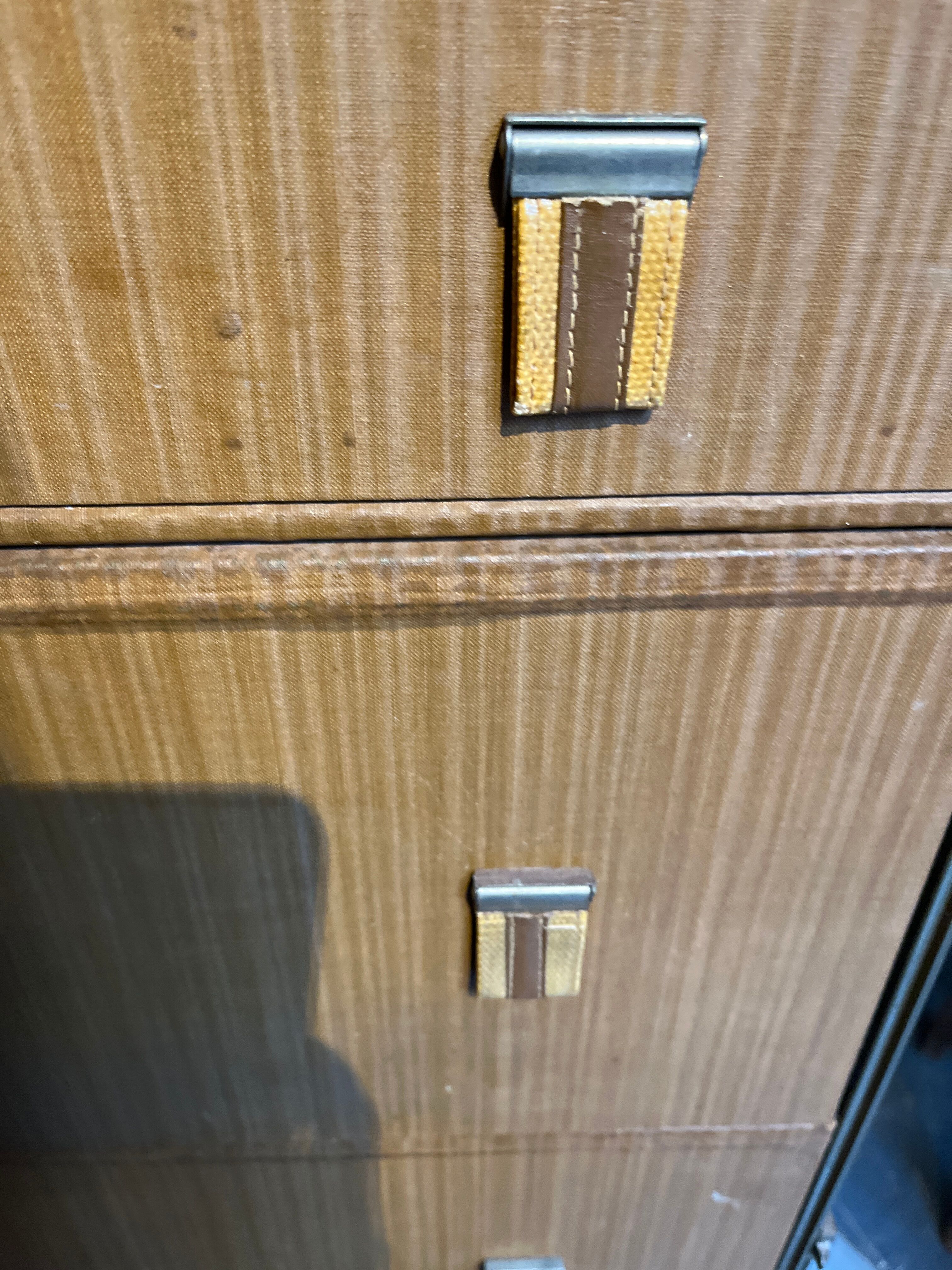 Trunk cabin bitter everwear trunk