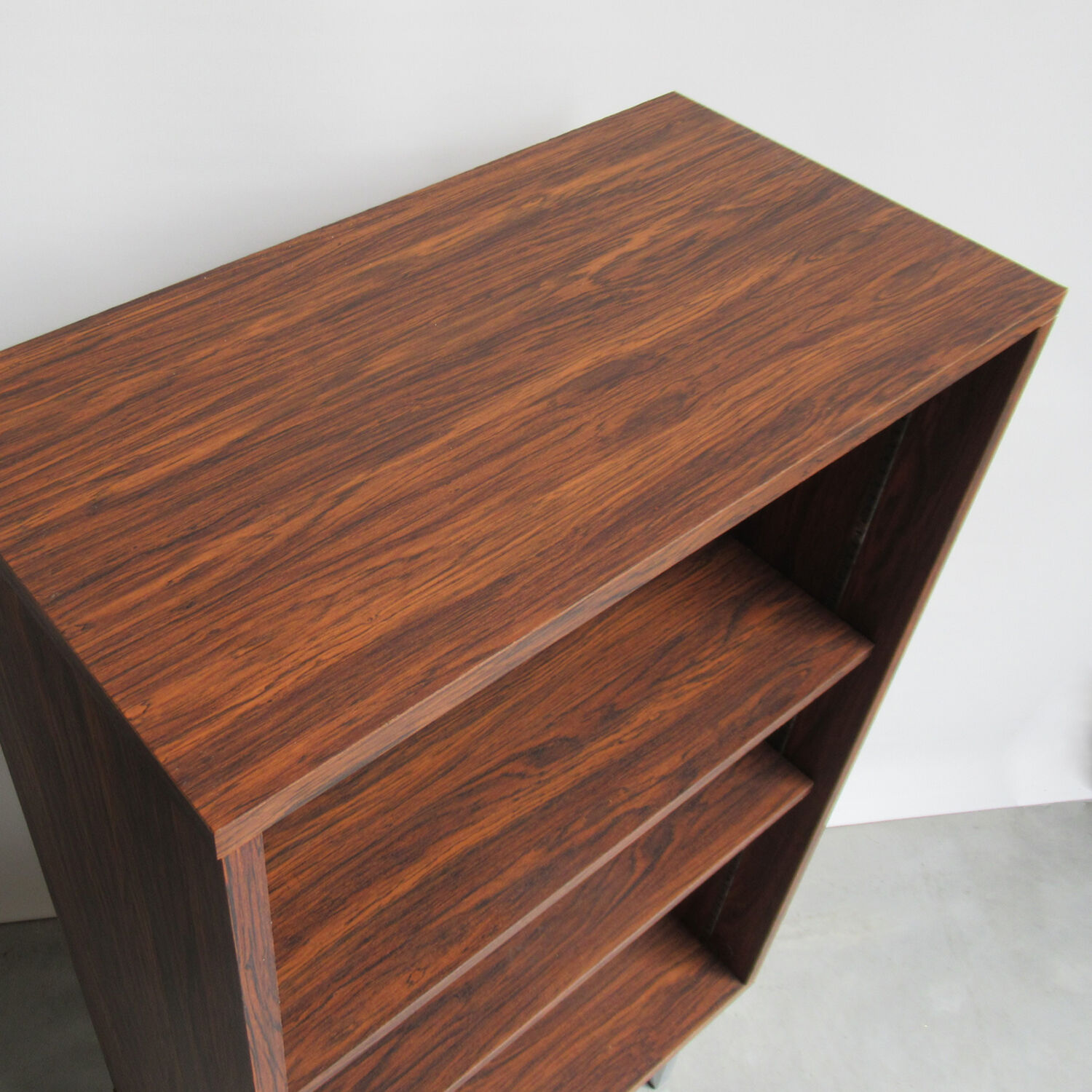 Pattern bookcase 60/90 of Pierre Guariche for Meurop