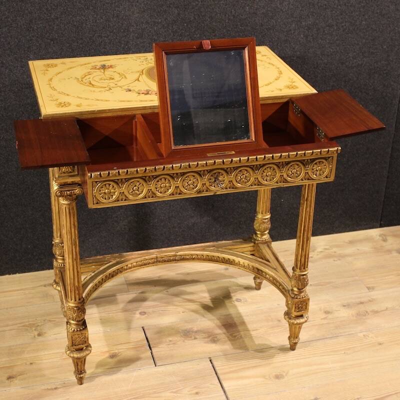 Table d'appoint laquée et dorée française par Sormani dans le style Louis XVI