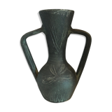 Vase and plaster