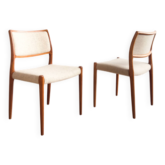 Paire de chaises modèle 80 en teck par Niels O. Møller, Danemark
