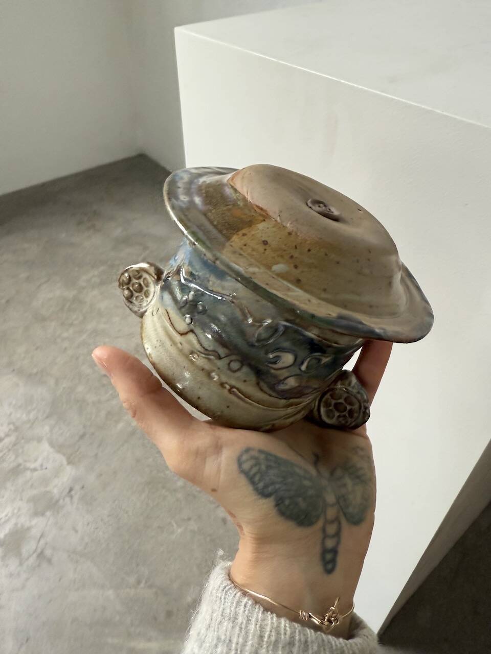 Yvon Gauchot ceramic bowl with handles