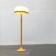 Lampe sur pied champignon de l'ère spatiale allemande du milieu du siècle de Kaiser Idell / Kaiser Leuchten