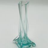 Twisted green glass vintage soliflore in Murano style