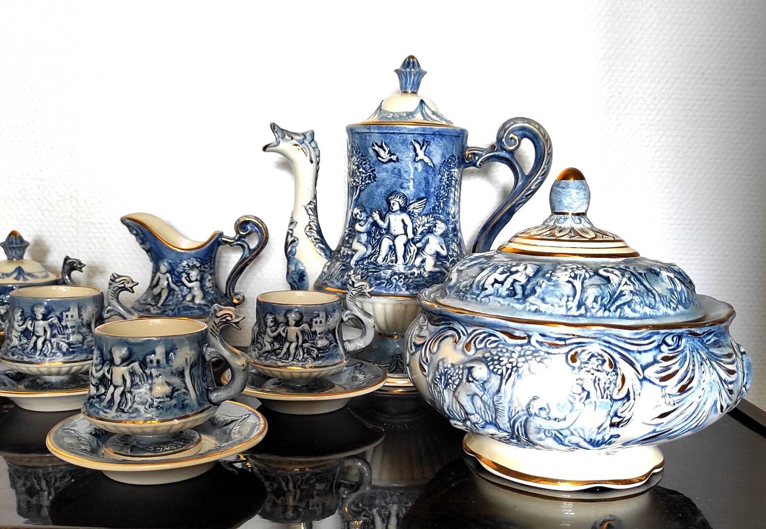 Capodimonte tea set