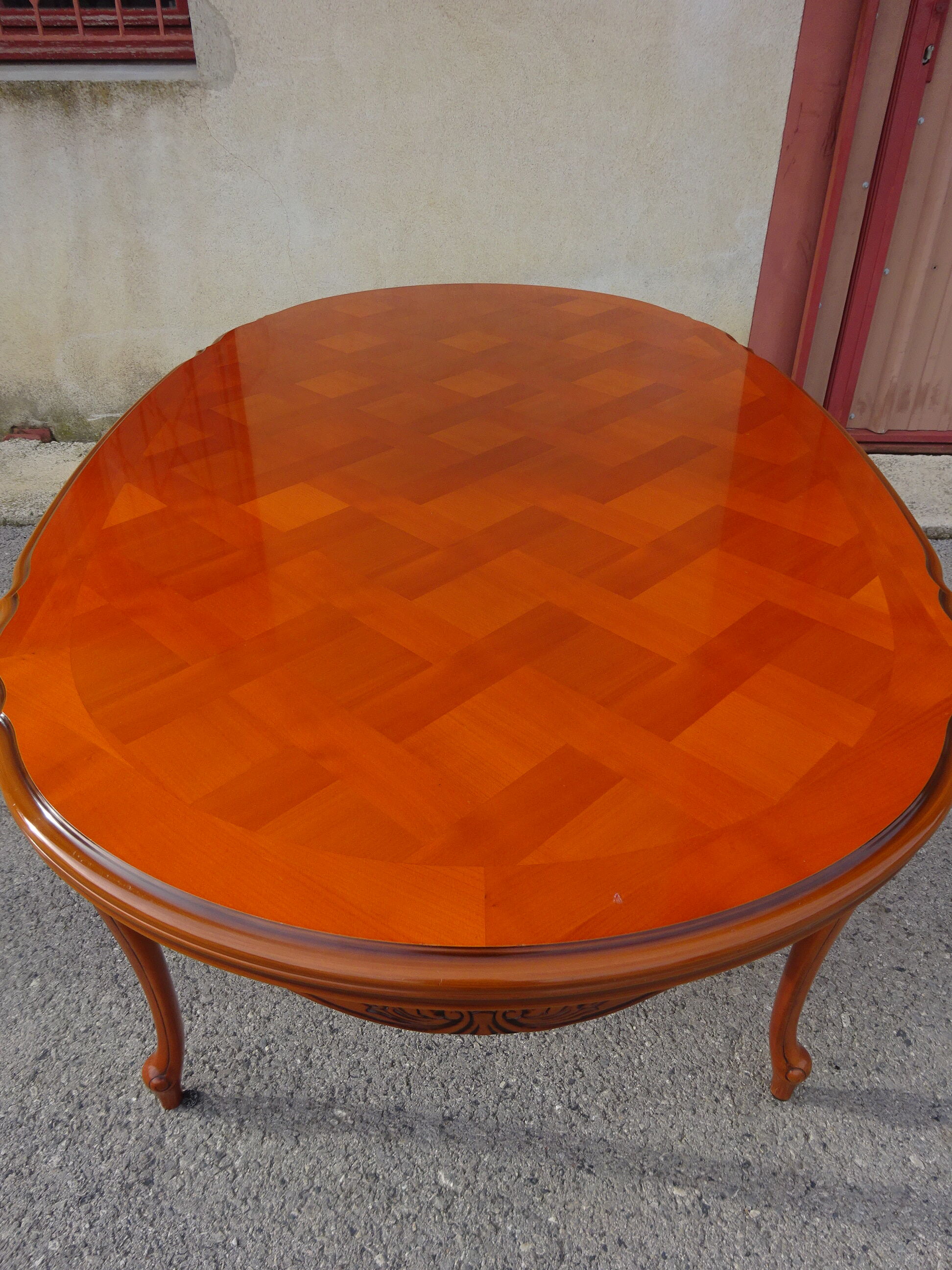 Large oval table in Louis XV style