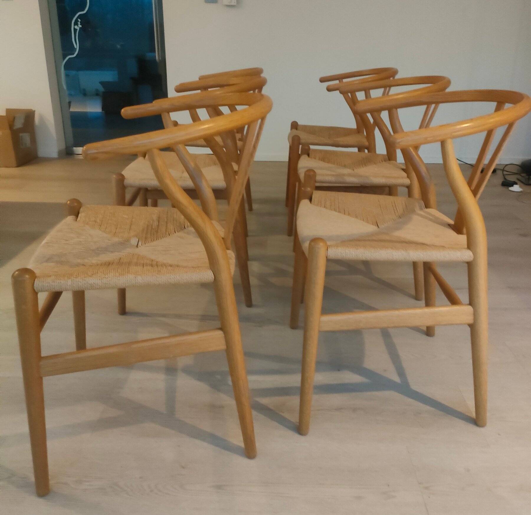 Carl Hansen & Søn - Hans J. Wegner - Dining room chair (6)
