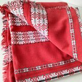 Tablecloth and 12 vintage cotton Basque-style napkins.