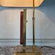 Lampe de table en laiton, plaque de bois laqué et doré chine vers 1980