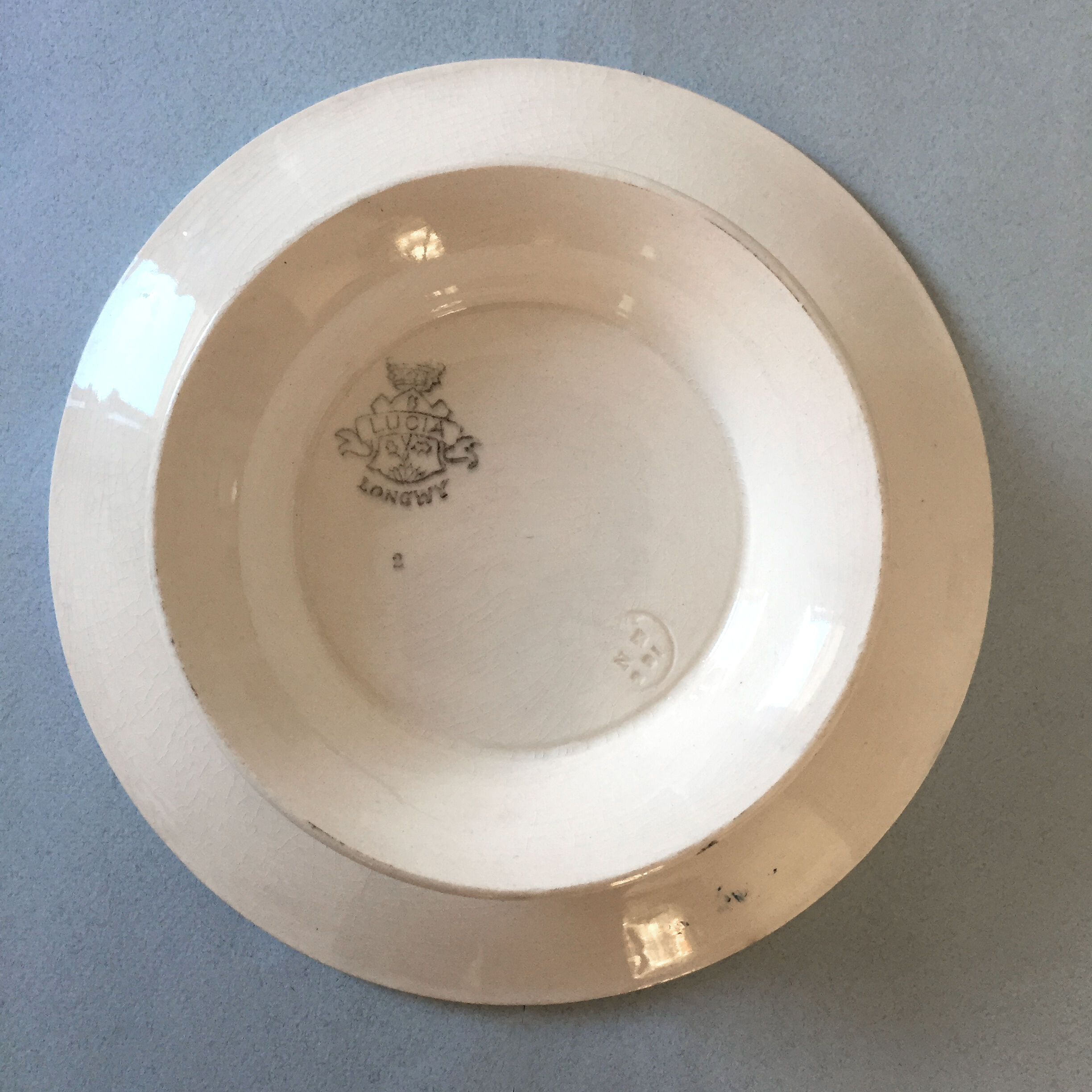 Set 4 plates and 1 pie dish Longwy model "Lucia"