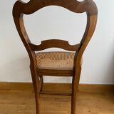Chaises en bois avec assise en cannage