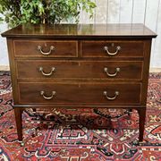 Commode anglaise en acajou et chêne, début XXème