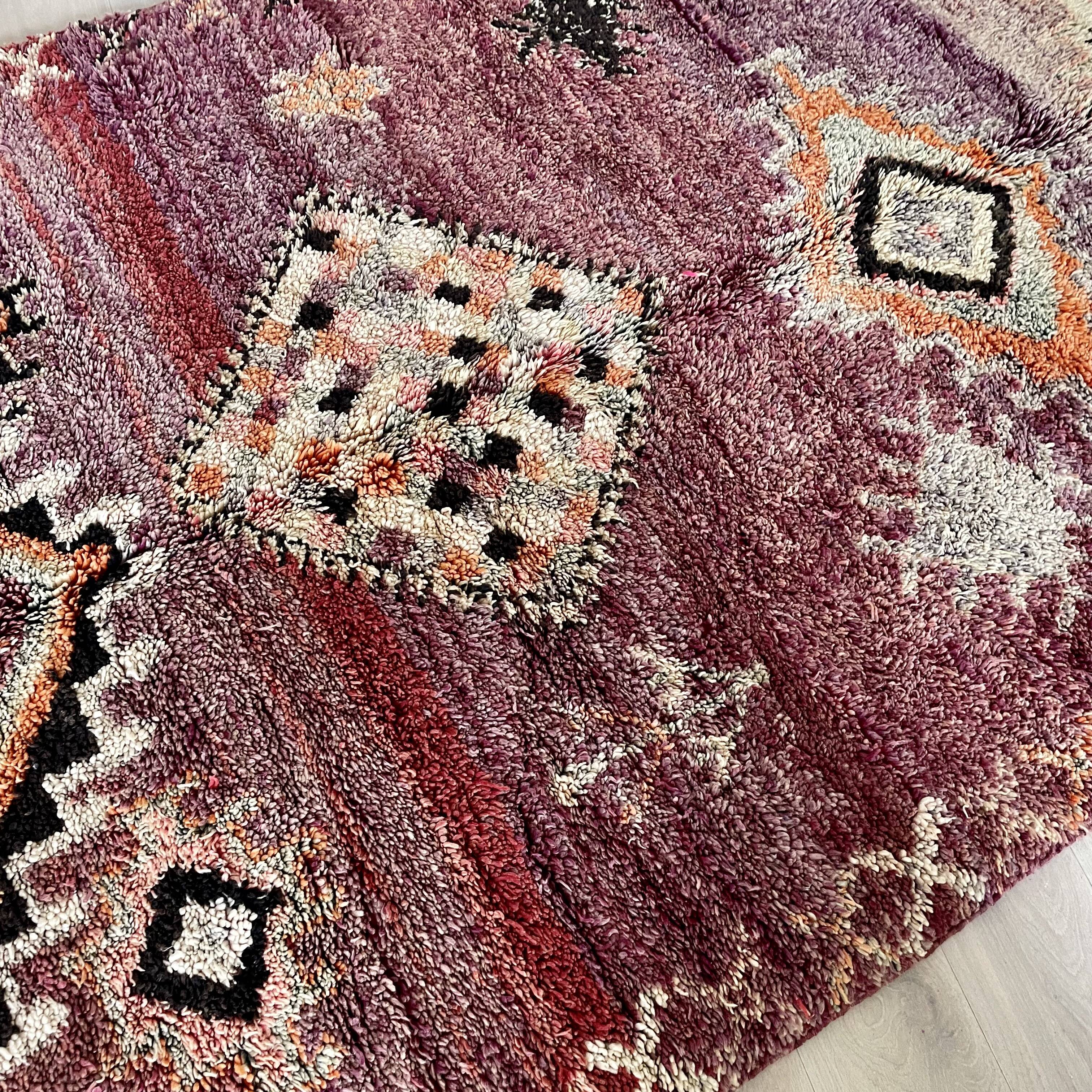 Berber carpet boujaad red 350x170cm