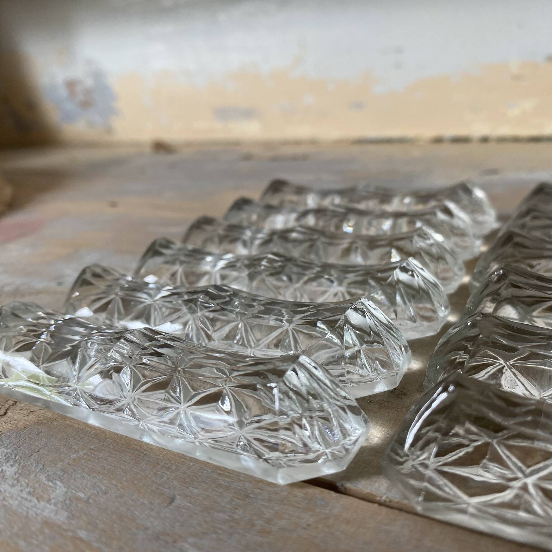 Moulded glass knife rest, 1950s-60s
