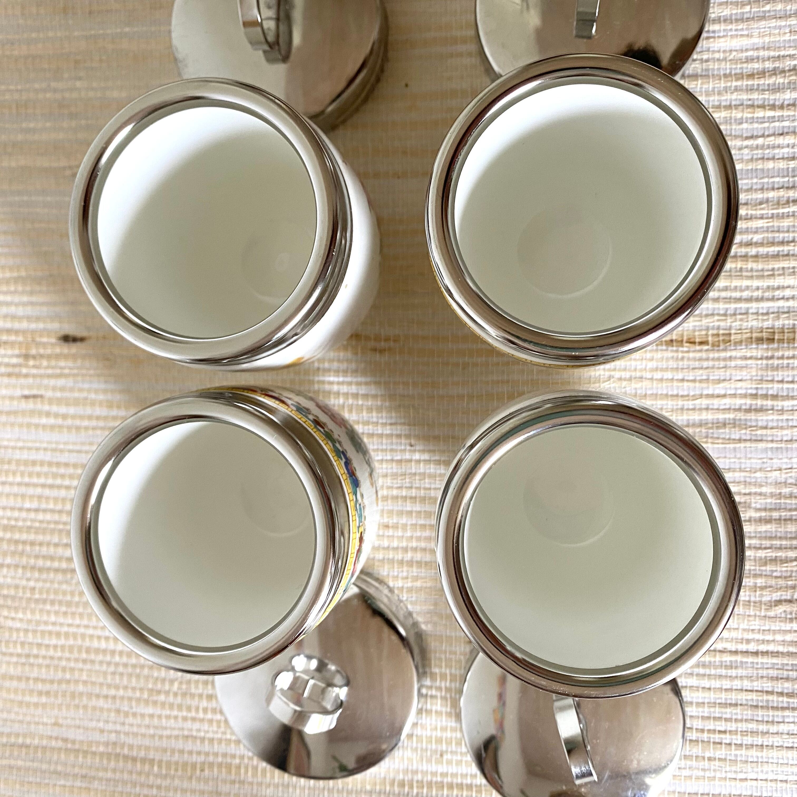 English porcelain pots cooked-egg