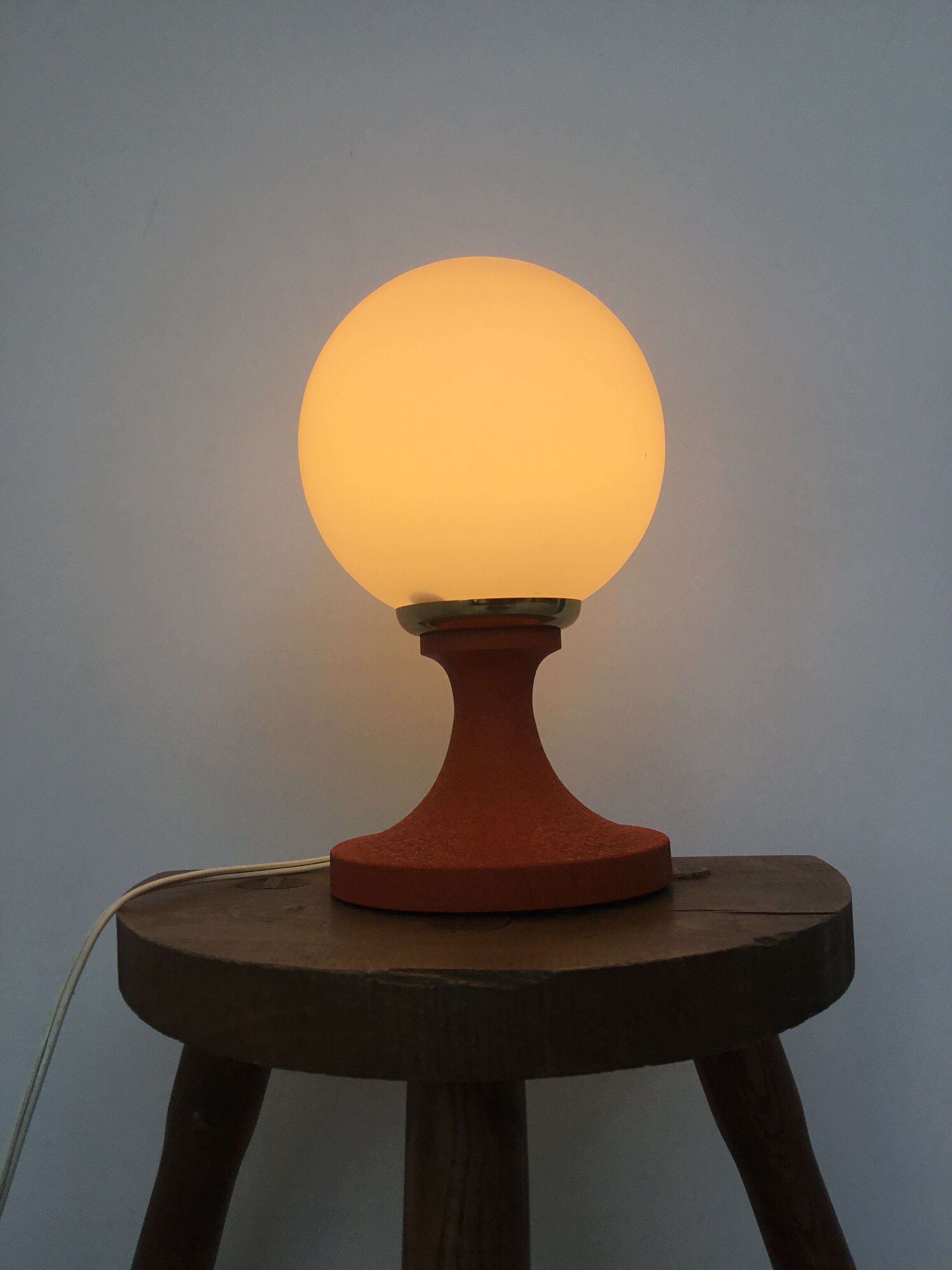 Table lamp foot tulip and opaline vintage 1960 orange