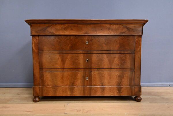 Commode en ronce de noyer, époque Restauration – 1ère partie XIXe