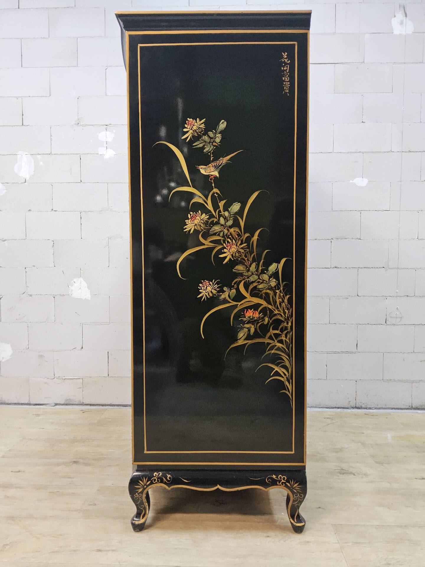 Vintage Chinese cabinet with gold leaf, flowers and peacock/ bohemian