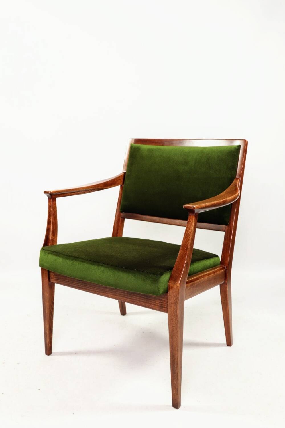 Green Moher Classic Style Vintage Armchair