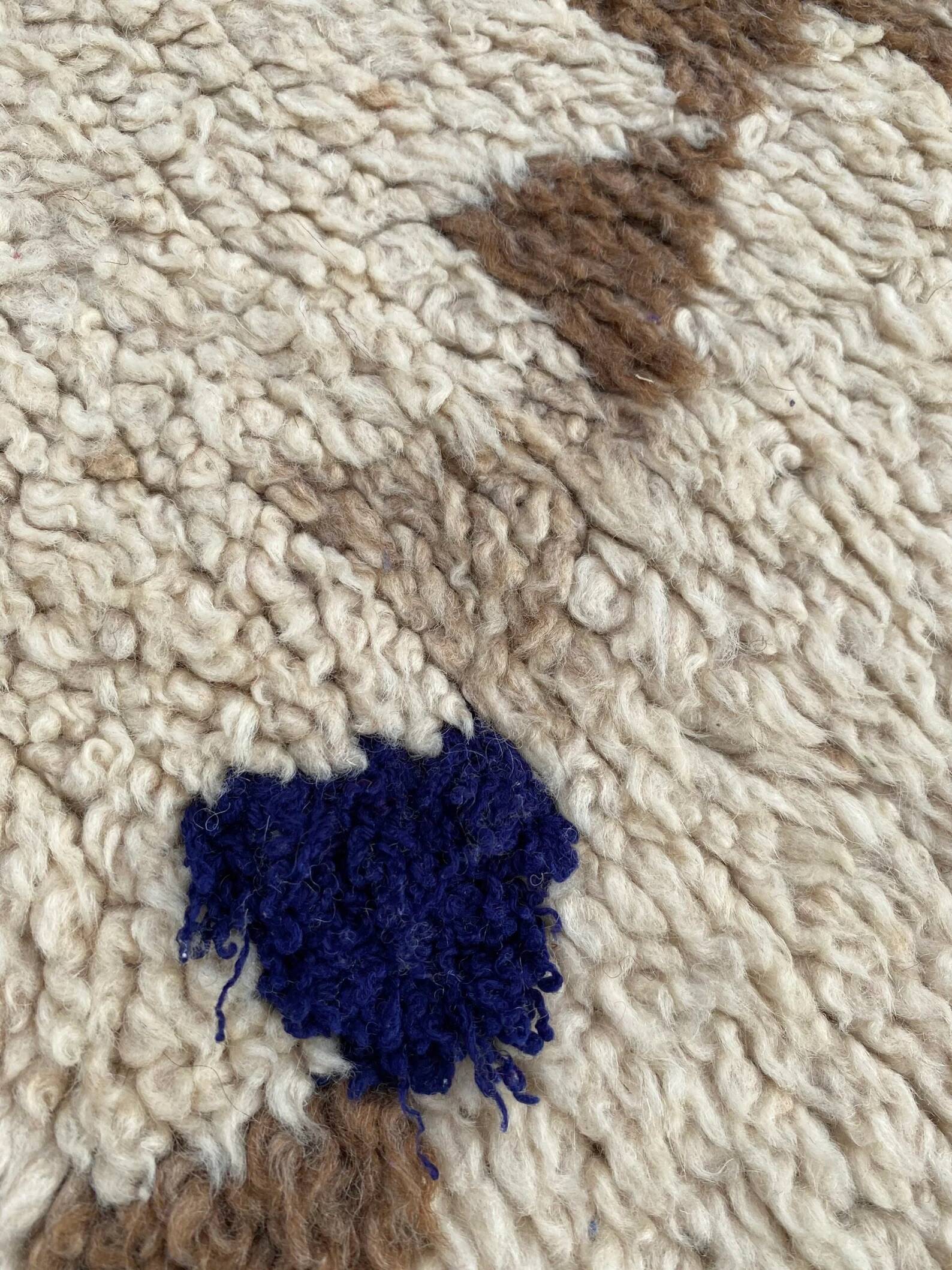 Berber carpet beni ouarain