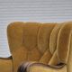 Fauteuil relax danois des années 60, revêtement en velours jaune honning, bois de chêne.